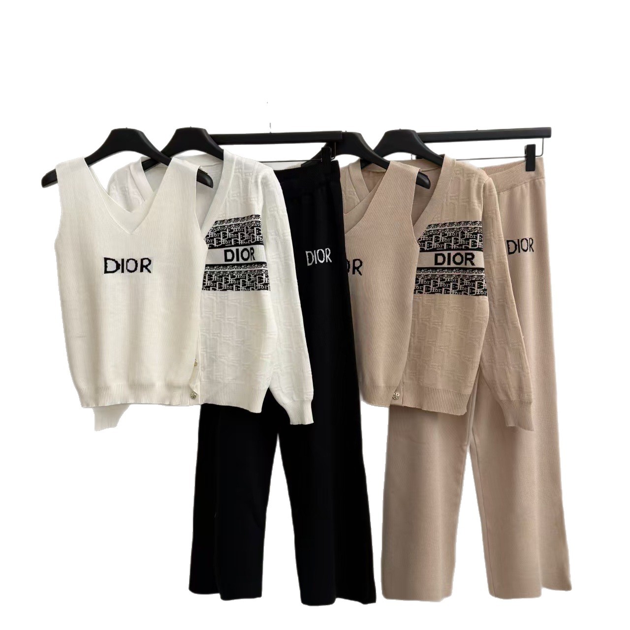 Cross border temperament knitted three piece vest cardigan wide leg pants high-end slimming suit for women 25 years lazy wearing style Cross border temperament knitted three piece vest cardigan wide leg pants high-end slimming suit for women 25 years lazy wearing style