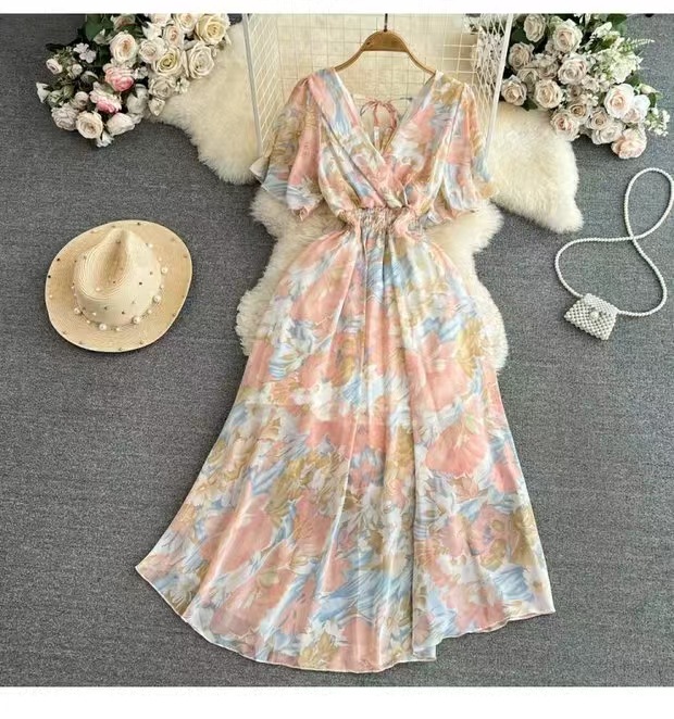 Cross border 2023 new seaside vacation dress for women in spring and autumn 2022 new sexy V-neck waist slimming and long style Cross border 2023 new seaside vacation dress for women in spring and autumn 2022 new sexy V-neck waist slimming and long style