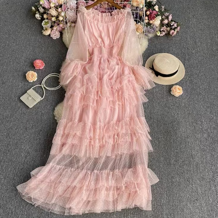 French style high-end ruffle edge mesh cake dress with a slim waist for women, with a one shoulder super fairy long skirt that exudes a slimming temperament