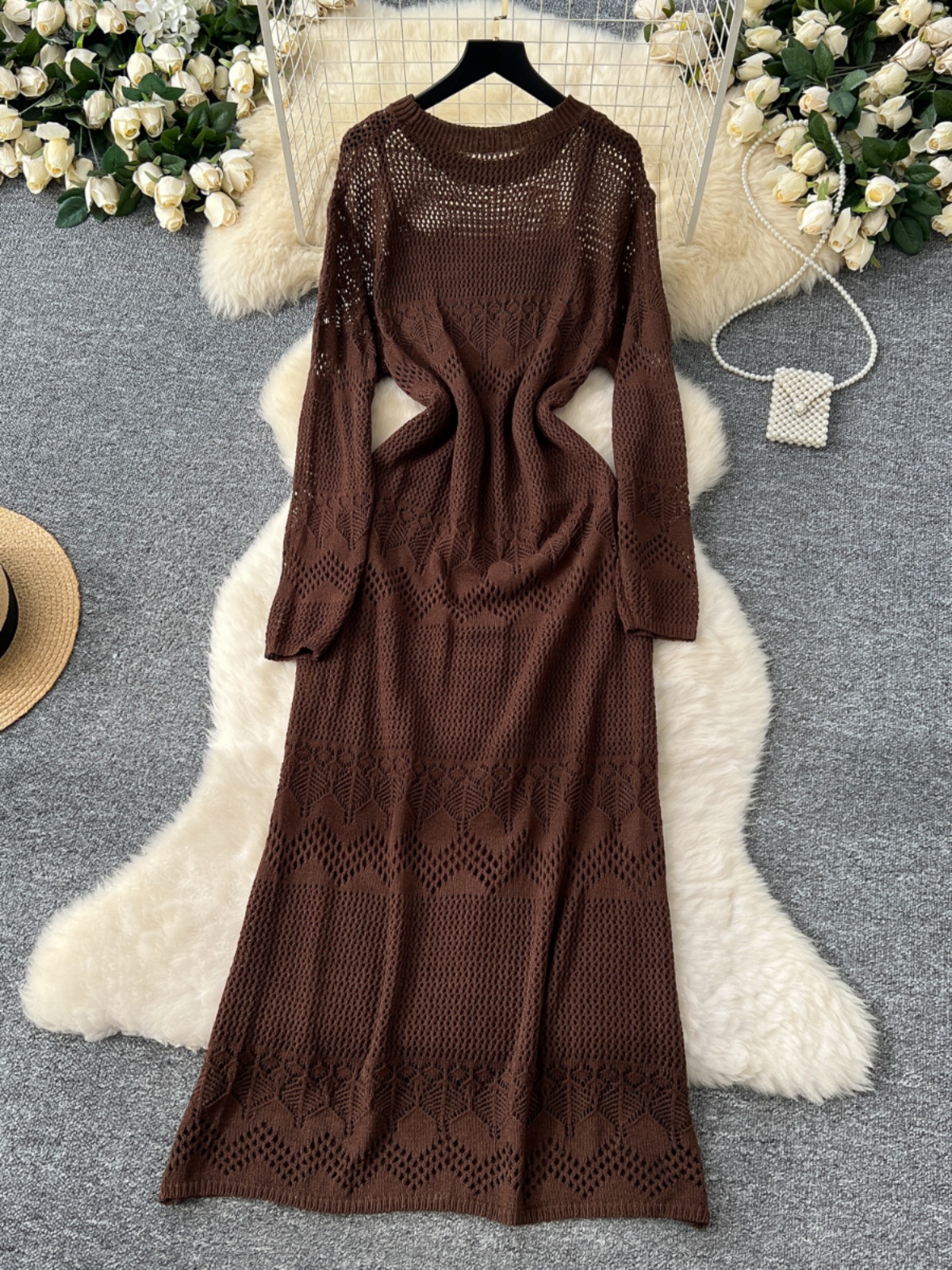 Korean gentle style, age reducing and lazy style, hollowed out hook and flower knitted dress, women's interior with camisole dress, two-piece set Korean gentle style, age reducing and lazy style, hollowed out hook and flower knitted dress, women's interior with camisole dress, two-piece set