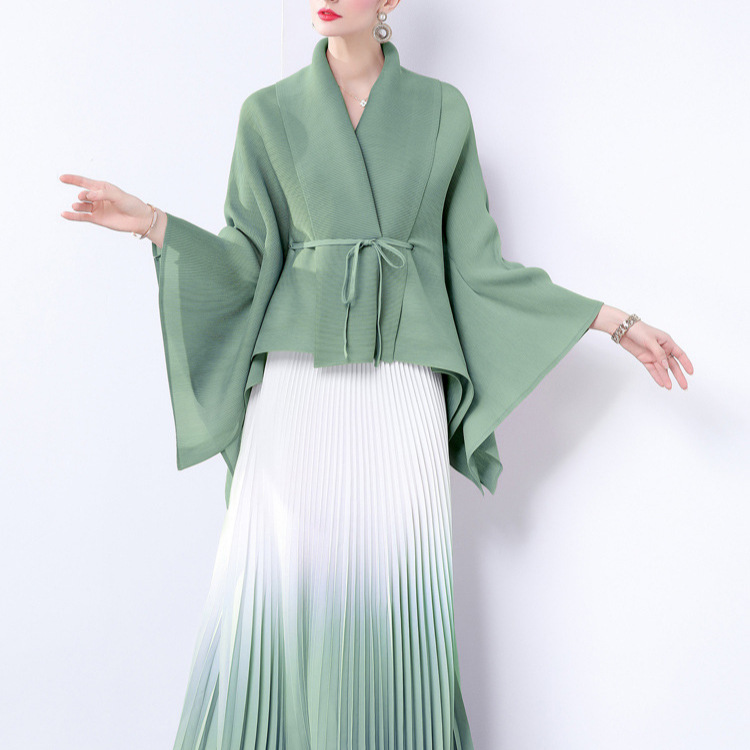 European and American fashion gradient color set for women's autumn and winter loose strap waist pleated top+high waist pleated skirt