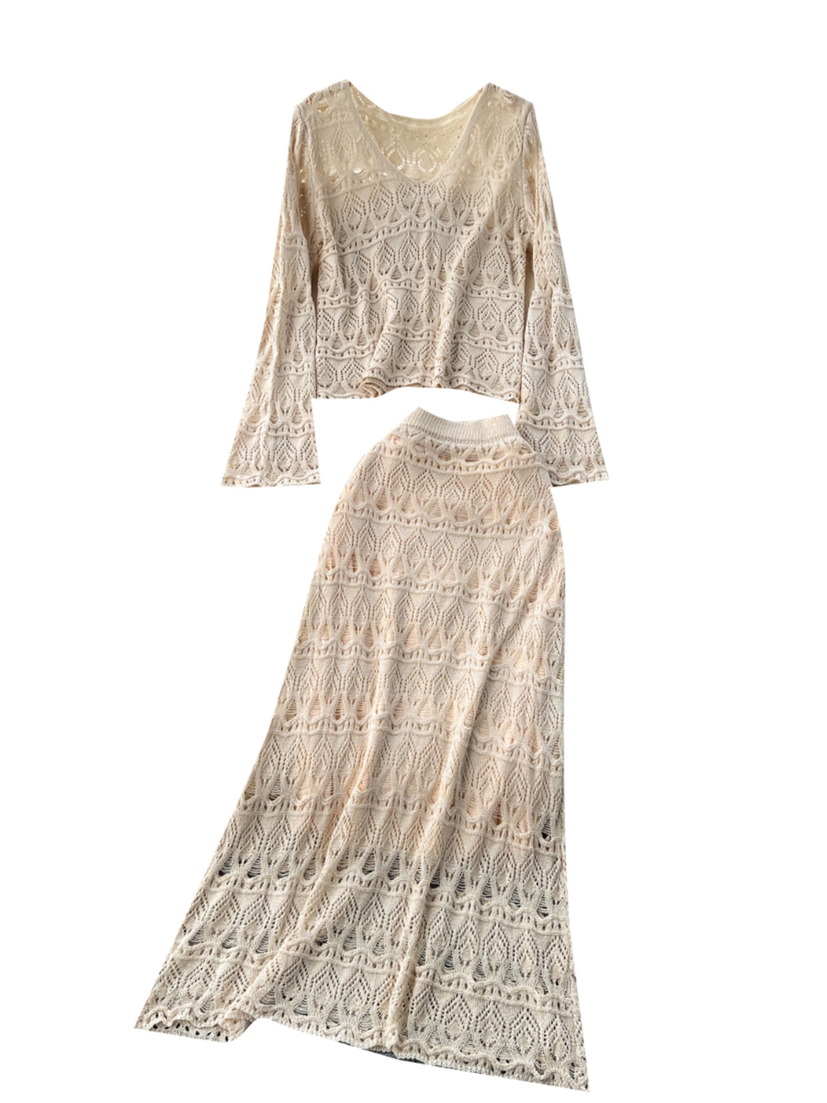 Two piece temperament set for women, gentle and versatile with flared sleeves and hollowed out crochet knit top+high waist slimming skirt Two piece temperament set for women, gentle and versatile with flared sleeves and hollowed out crochet knit top+high waist slimming skirt