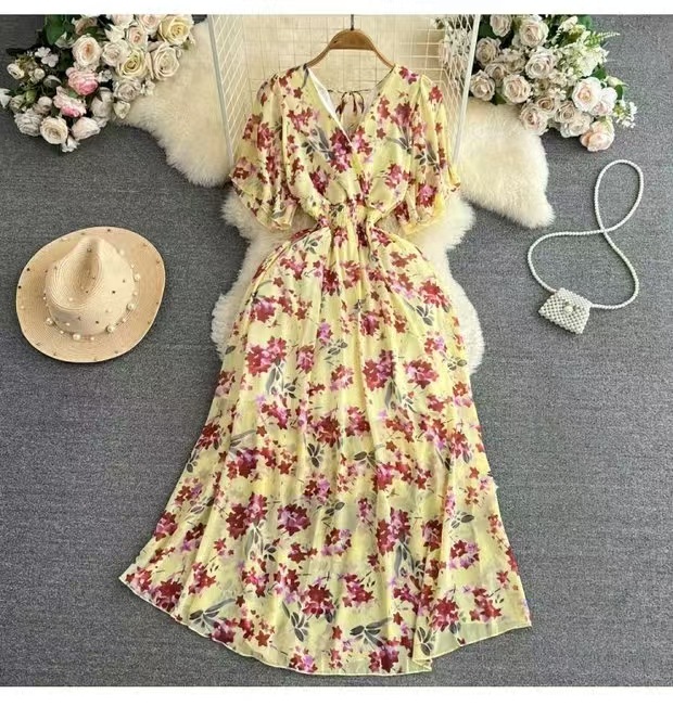 Cross border 2023 new seaside vacation dress for women in spring and autumn 2022 new sexy V-neck waist slimming and long style Cross border 2023 new seaside vacation dress for women in spring and autumn 2022 new sexy V-neck waist slimming and long style