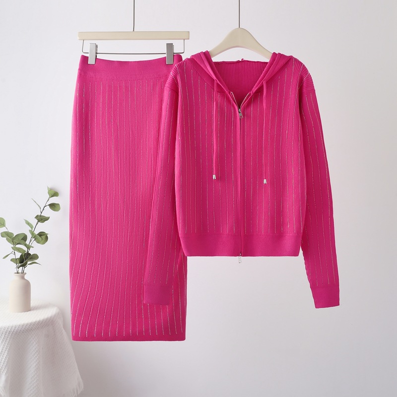 Leisure 2024 Heavy Industry Full piece Hot Diamond Set, socialite's new hooded autumn and winter cardigan set, two-piece skirt set for women Leisure 2024 Heavy Industry Full piece Hot Diamond Set, socialite's new hooded autumn and winter cardigan set, two-piece skirt set for women