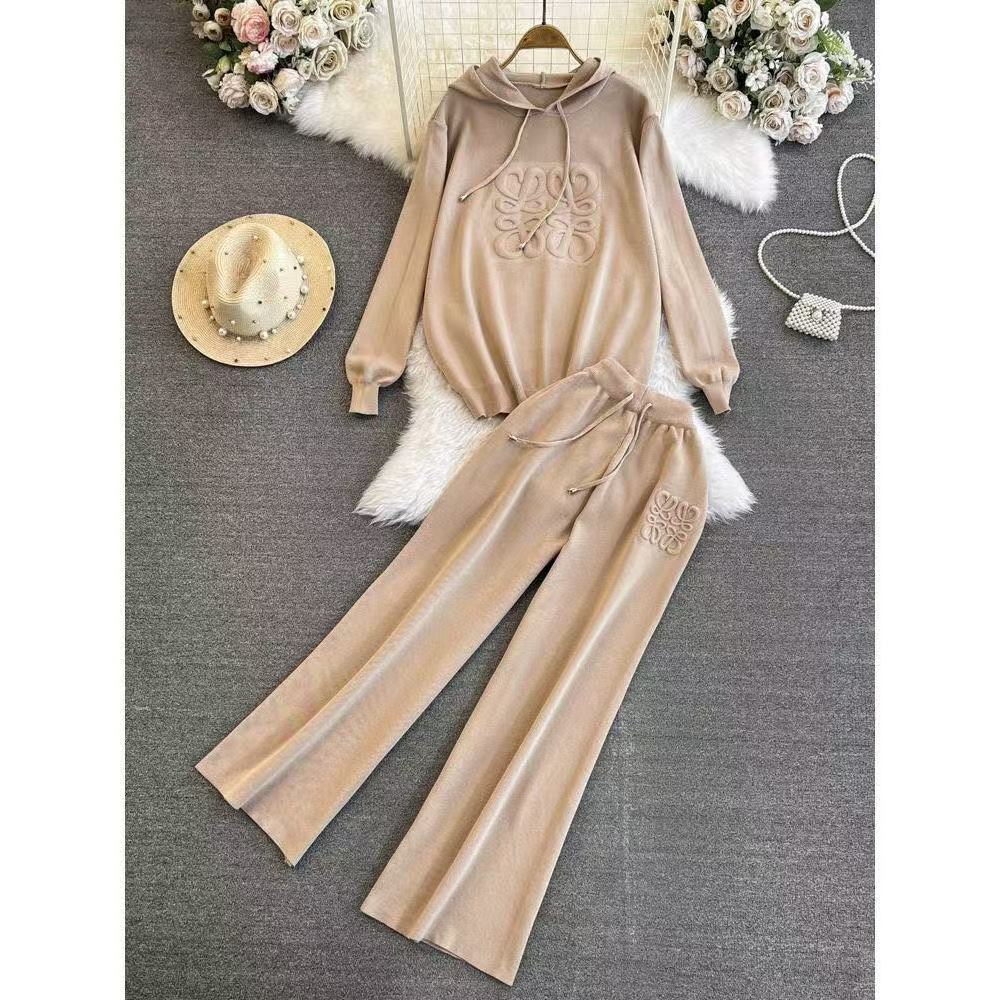 American style three-dimensional heavy industry new knitted hooded hood and wide leg pants set, fashionable foreign trade style, simple temperament, two pieces American style three-dimensional heavy industry new knitted hooded hood and wide leg pants set, fashionable foreign trade style, simple temperament, two pieces