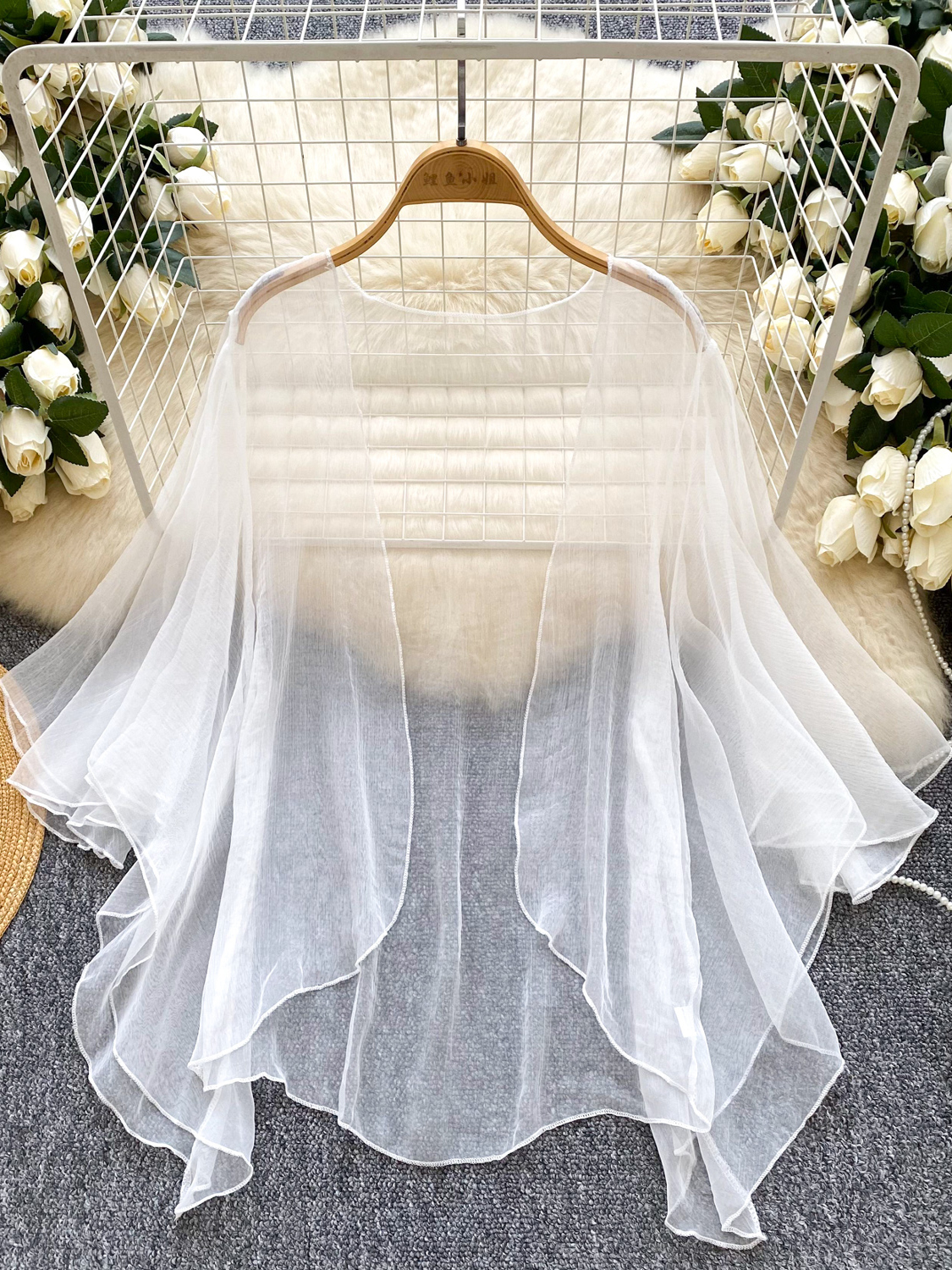 Extremely simple style solid color mesh cardigan for women in summer, loose and slimming, sweet shawl, sunscreen air conditioning shirt, top, jacket, trendy