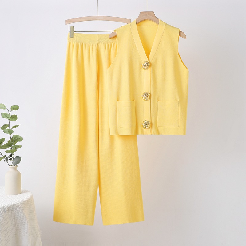 Cross border fashion suit women's summer new item European and American sleeveless big button knitted top straight leg wide leg pants two-piece set Cross border fashion suit women's summer new item European and American sleeveless big button knitted top straight leg wide leg pants two-piece set