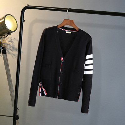 Men's and women's knitted cardigans, women's short sweaters, women's couples' autumn clothes, spring and autumn loose jackets, knitted jackets Men's and women's knitted cardigans, women's short sweaters, women's couples' autumn clothes, spring and autumn loose jackets, knitted jackets