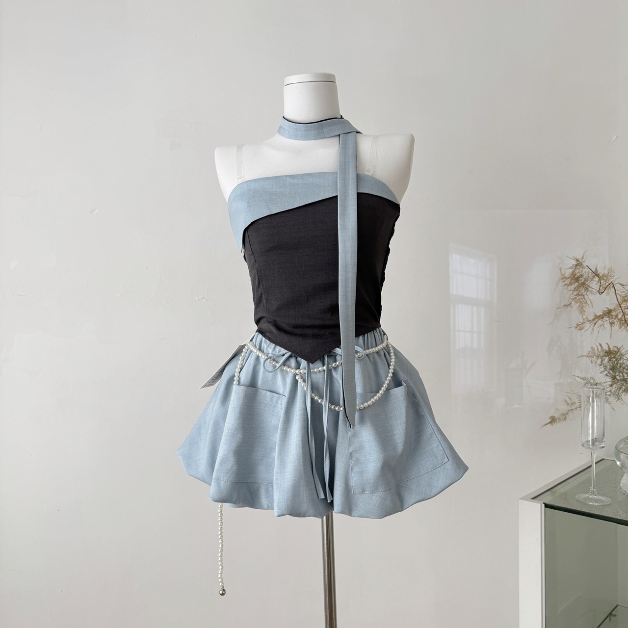 American retro spicy girl style denim color blocked hanging neck strapless vest+high waisted skirt pants spicy girl short two-piece set