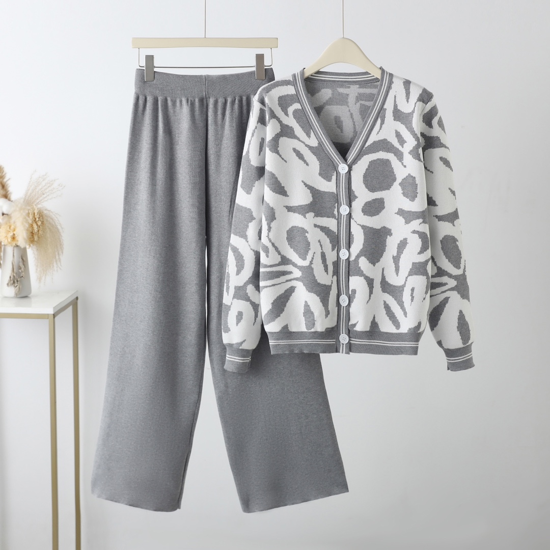 Fashion suit autumn outfit new loose leopard print cardigan knitted jacket sweater high waisted pants two-piece set
