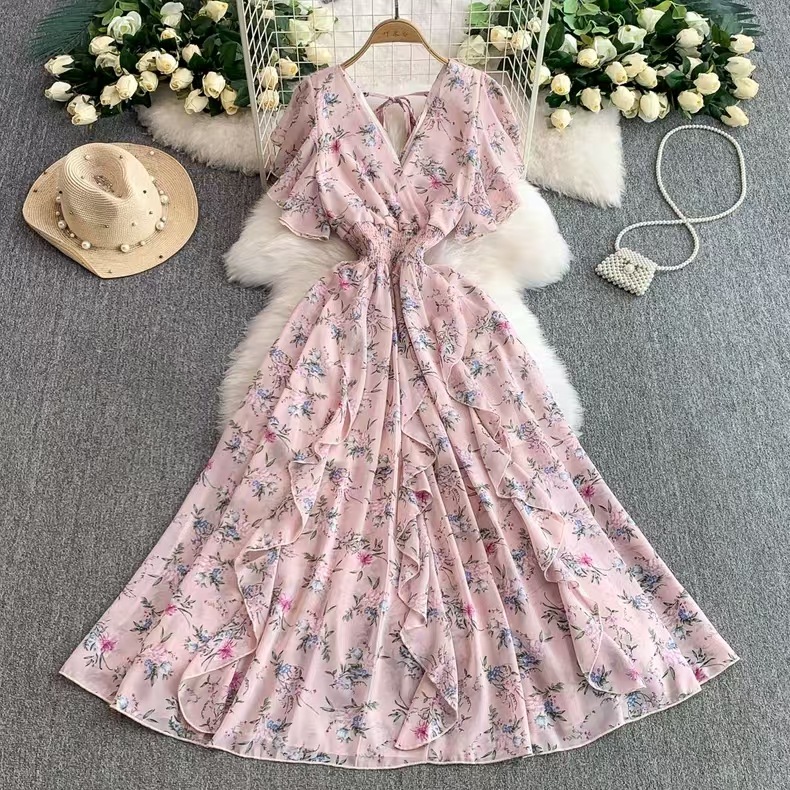 V-neck floral chiffon dress, summer new collection, waist cinching, slimming temperament, Campanula French retro big swing fairy long dress
