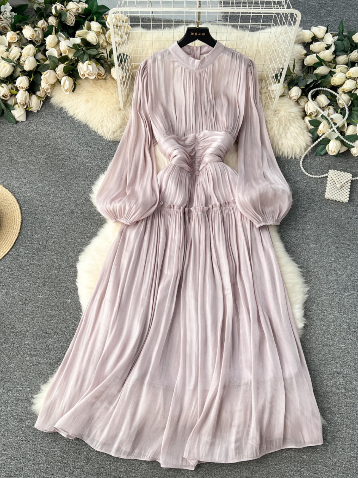 High end dress for women in early spring 2024, new style with a stand up collar, heart mechanism, pleated waist, long style, bubble sleeve dress High end dress for women in early spring 2024, new style with a stand up collar, heart mechanism, pleated waist, long style, bubble sleeve dress