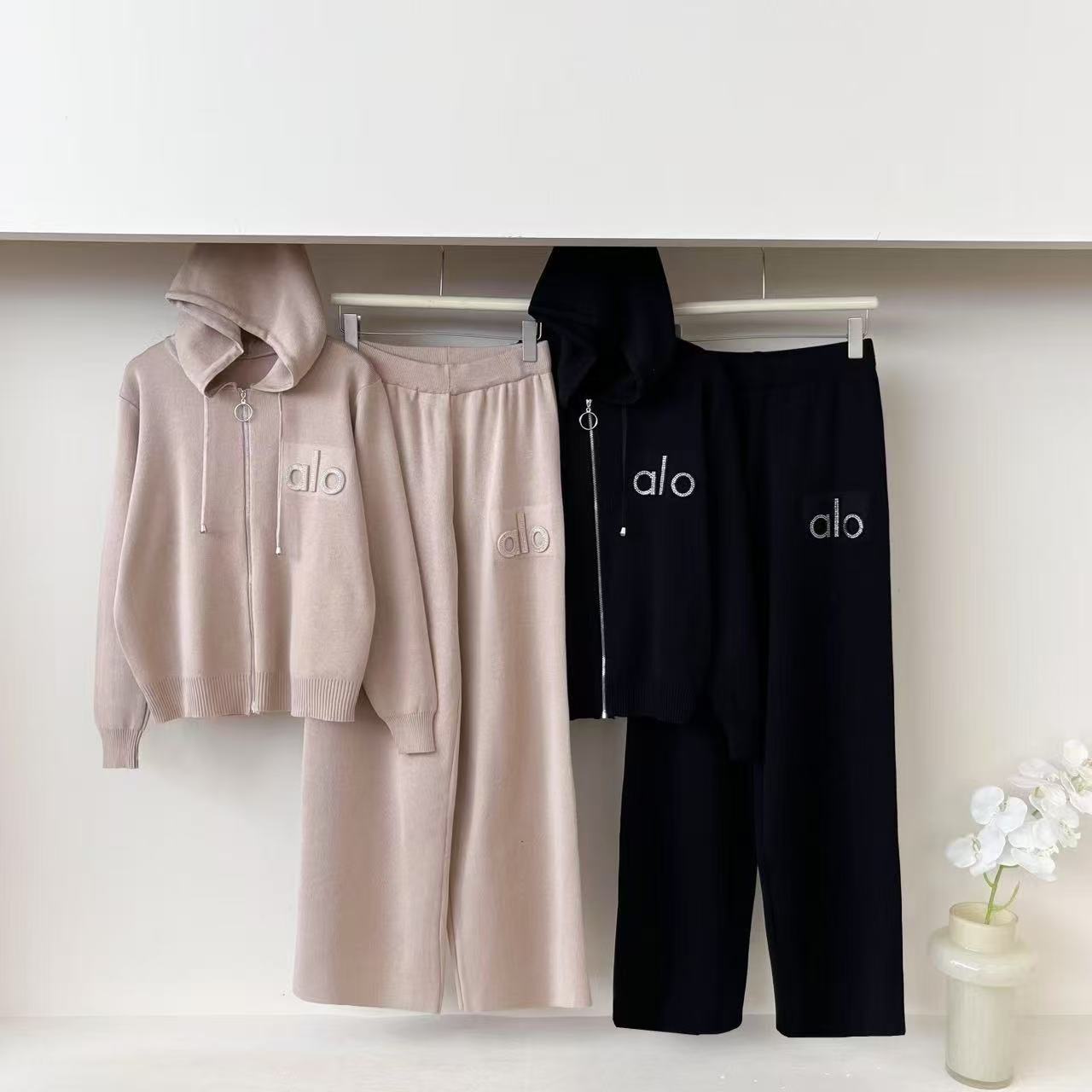 Cross border 2025 autumn/winter hooded cardigan zipper jacket loose knit wide leg pants two-piece set for women Cross border 2025 autumn/winter hooded cardigan zipper jacket loose knit wide leg pants two-piece set for women