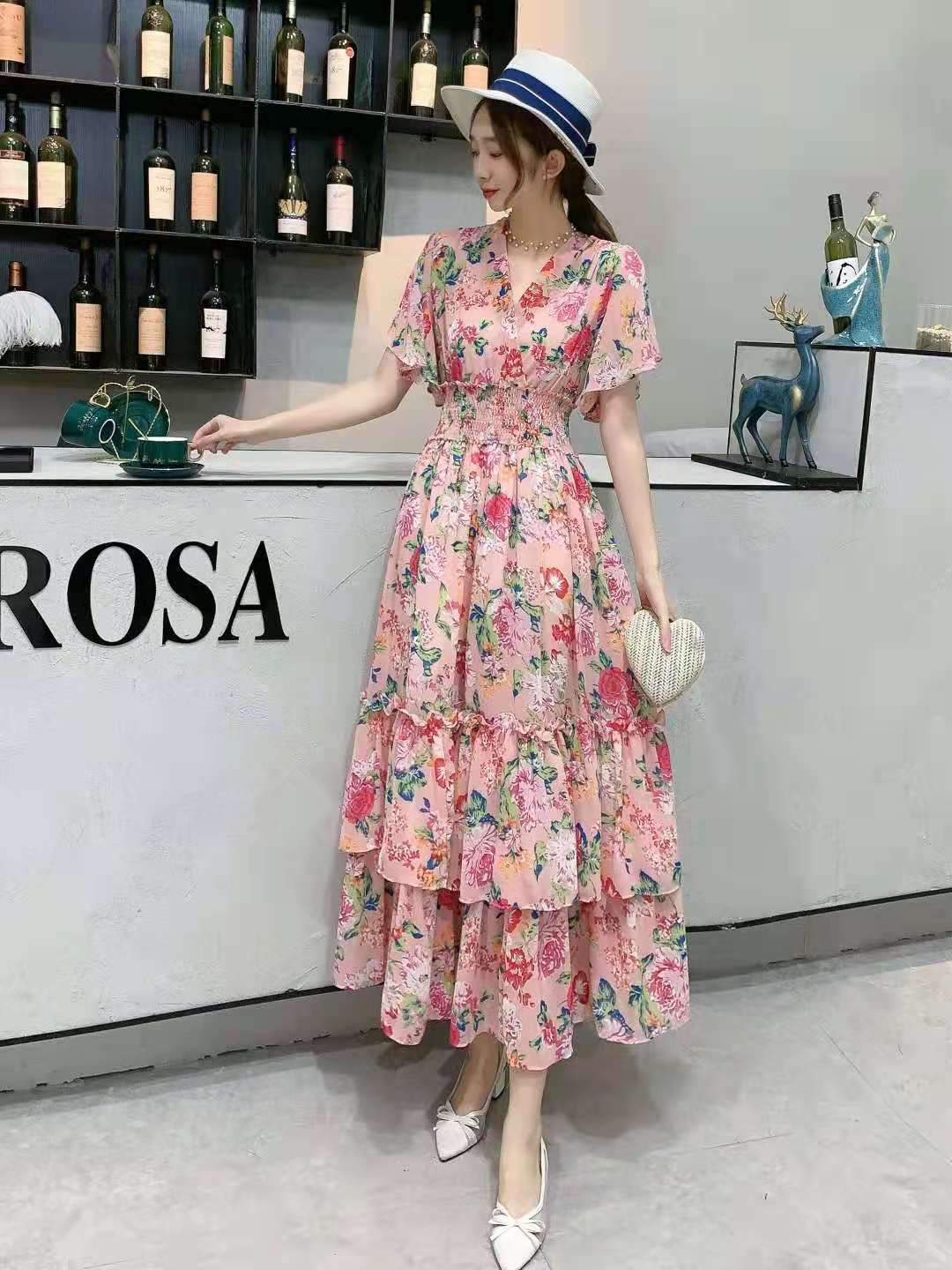 Foreign trade V-neck short sleeved chiffon printed pleated design dress A-line skirt with elastic waist and lining long skirt for women Foreign trade V-neck short sleeved chiffon printed pleated design dress A-line skirt with elastic waist and lining long skirt for women