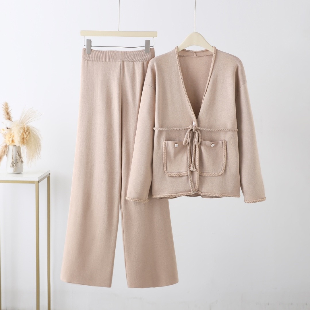 Xiaoxiangfeng Knitted Two piece Skirt Loose Type Foreign Trade Leisure Cross border E-commerce Autumn/Winter Sweater Korean Style European and American Style