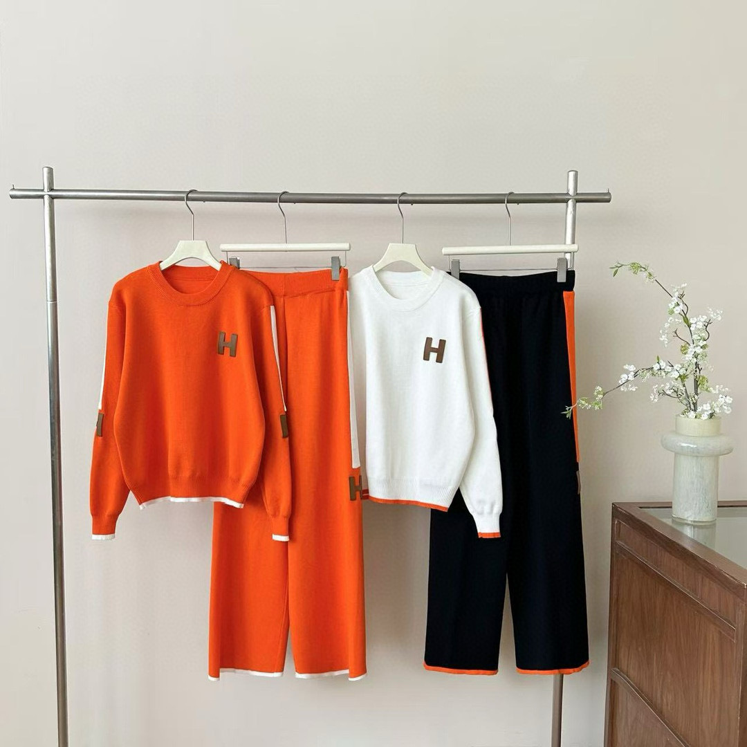 2024 autumn and winter new round neck sweater base shirt women's embroidered knitted sweater long sleeved top two-piece set high waist wide leg 2024 autumn and winter new round neck sweater base shirt women's embroidered knitted sweater long sleeved top two-piece set high waist wide leg