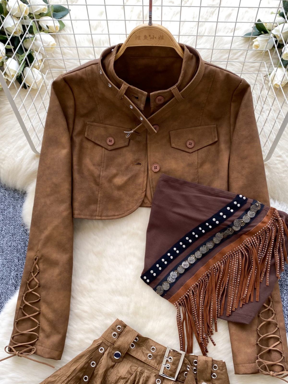 Holiday outfit for women, retro interior, tassel strapless vest, ribbon irregular skirt+long sleeved short jacket Holiday outfit for women, retro interior, tassel strapless vest, ribbon irregular skirt+long sleeved short jacket