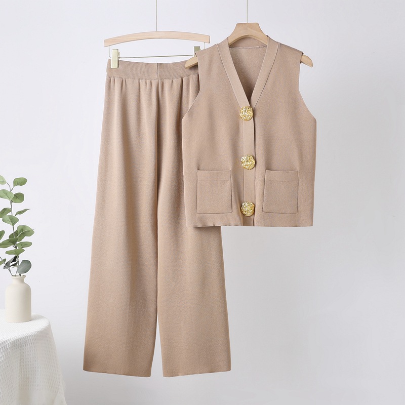 Cross border fashion suit women's summer new item European and American sleeveless big button knitted top straight leg wide leg pants two-piece set Cross border fashion suit women's summer new item European and American sleeveless big button knitted top straight leg wide leg pants two-piece set