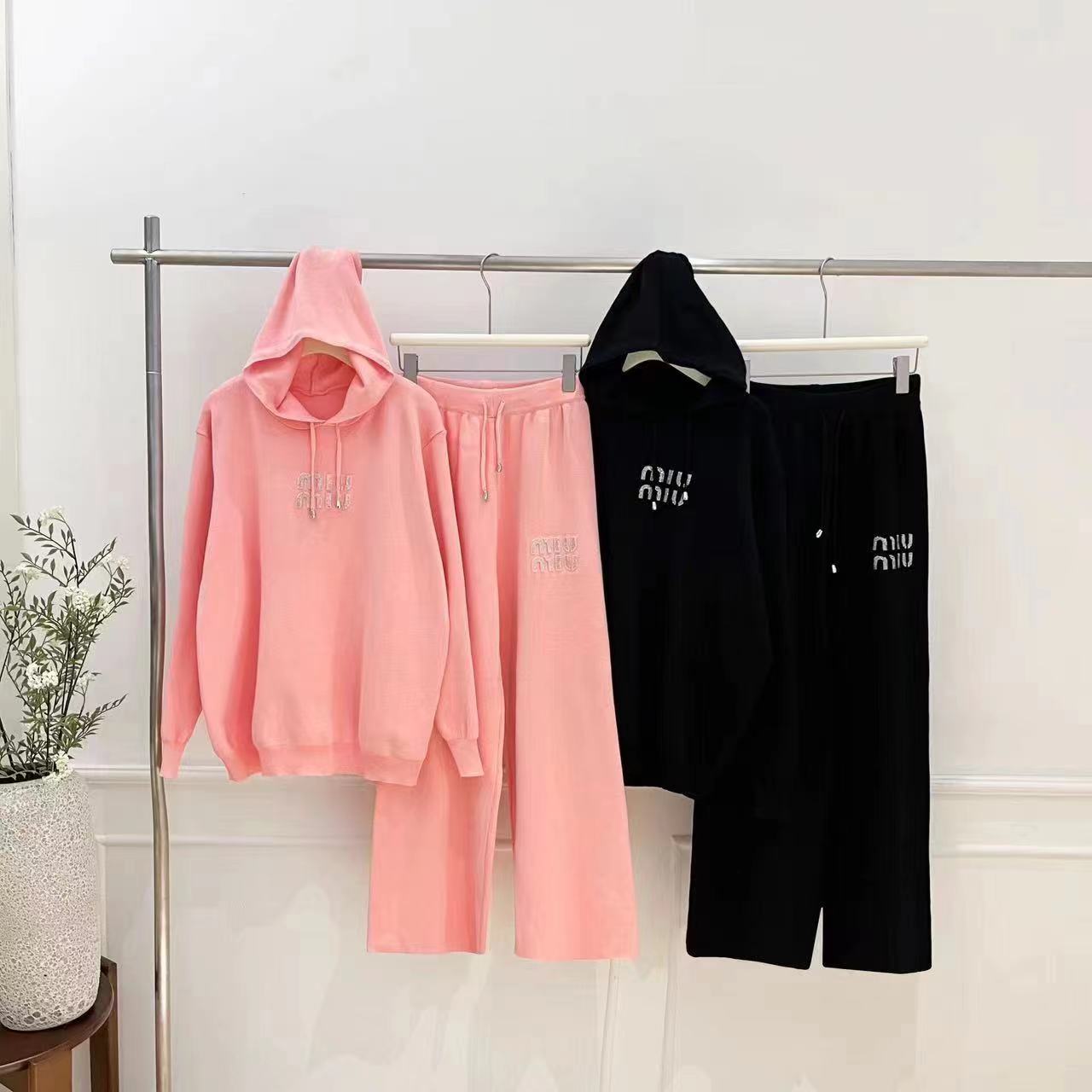 Hooded drawstring hoodie fashion trend 2024 autumn and winter knitted two-piece set casual loose fitting unisex set