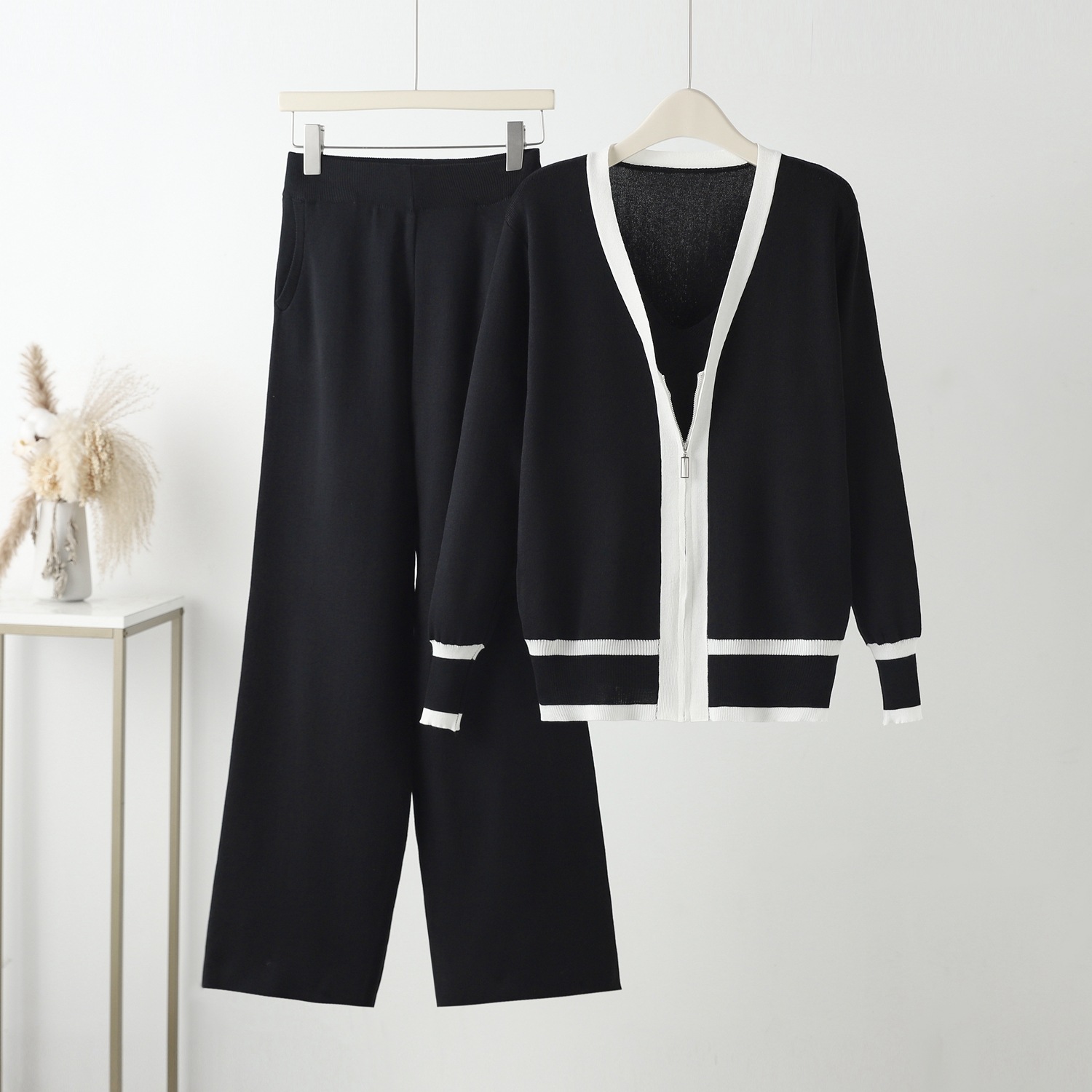 Knitted new three piece European fashion suit cardigan loose strap slimming wide leg pants 2023 autumn women