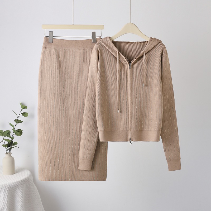 Leisure 2024 Heavy Industry Full piece Hot Diamond Set, socialite's new hooded autumn and winter cardigan set, two-piece skirt set for women Leisure 2024 Heavy Industry Full piece Hot Diamond Set, socialite's new hooded autumn and winter cardigan set, two-piece skirt set for women