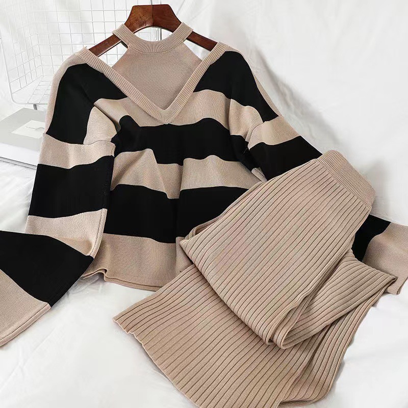 2024 Spring and Autumn New Two Piece Set Women's Hanging Neck Fake Two Piece Knitted Shirt Top High Waist Drop Feel Wide Leg Pants