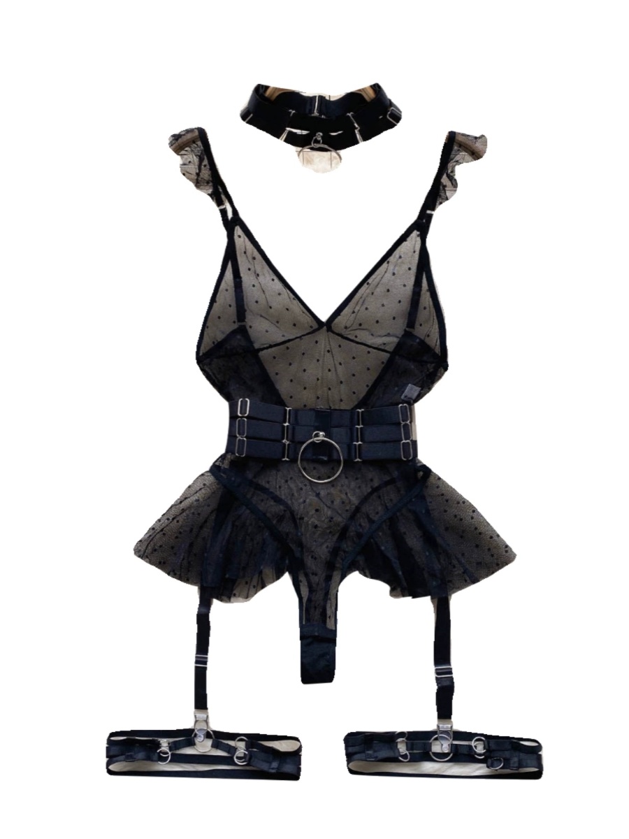 European and American Instagram influencer hot girl sexy mesh bottom suspender V-neck slimming waist cinched ruffled hem jumpsuit European and American Instagram influencer hot girl sexy mesh bottom suspender V-neck slimming waist cinched ruffled hem jumpsuit