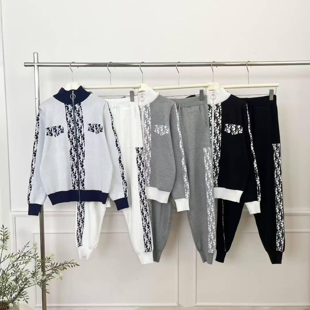 Foreign trade small fragrance style fashionable sports knitted women's 25 spring and autumn casual style high-end cardigan jacket leg tied pants two-piece set