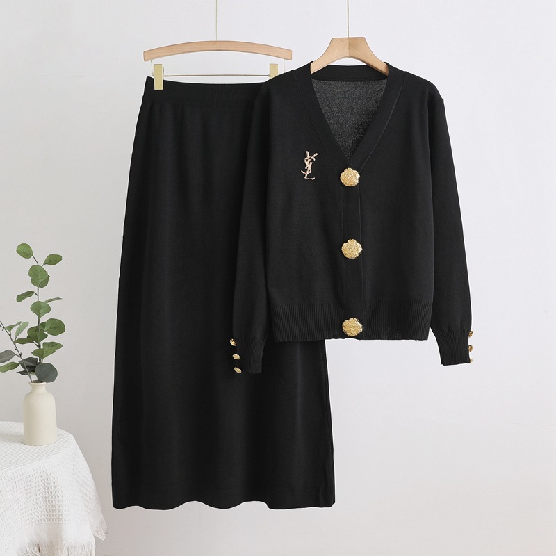 Cross border 2025 Xiaoxiangfeng Knitted Jacket New Celebrity Solid Color Cardigan+High Waist Half Skirt Two Piece Set Cross border 2025 Xiaoxiangfeng Knitted Jacket New Celebrity Solid Color Cardigan+High Waist Half Skirt Two Piece Set