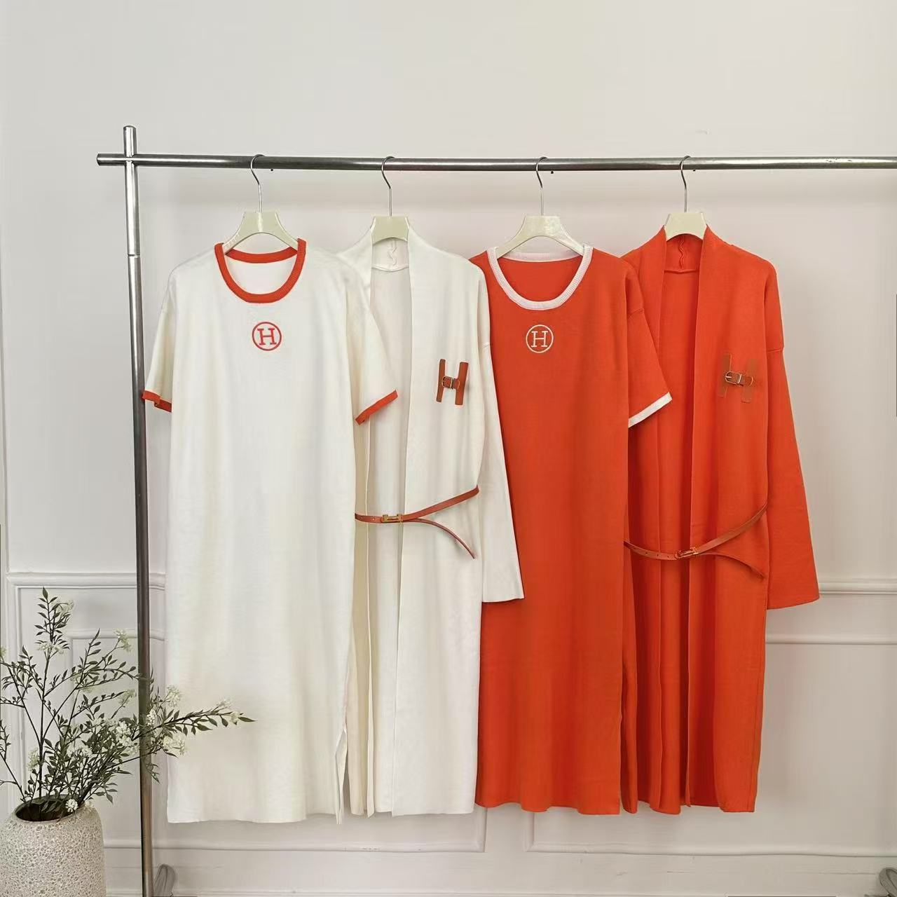 Cross border 25 year new simple and versatile temperament dress, H-letter knitted long cardigan jacket, two-piece set for autumn Cross border 25 year new simple and versatile temperament dress, H-letter knitted long cardigan jacket, two-piece set for autumn