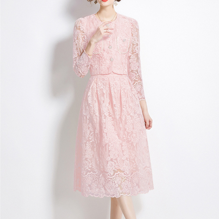 Xiaoxiangfeng set women's short round neck bubble sleeves lace top high waist big swing half skirt women's autumn two-piece set