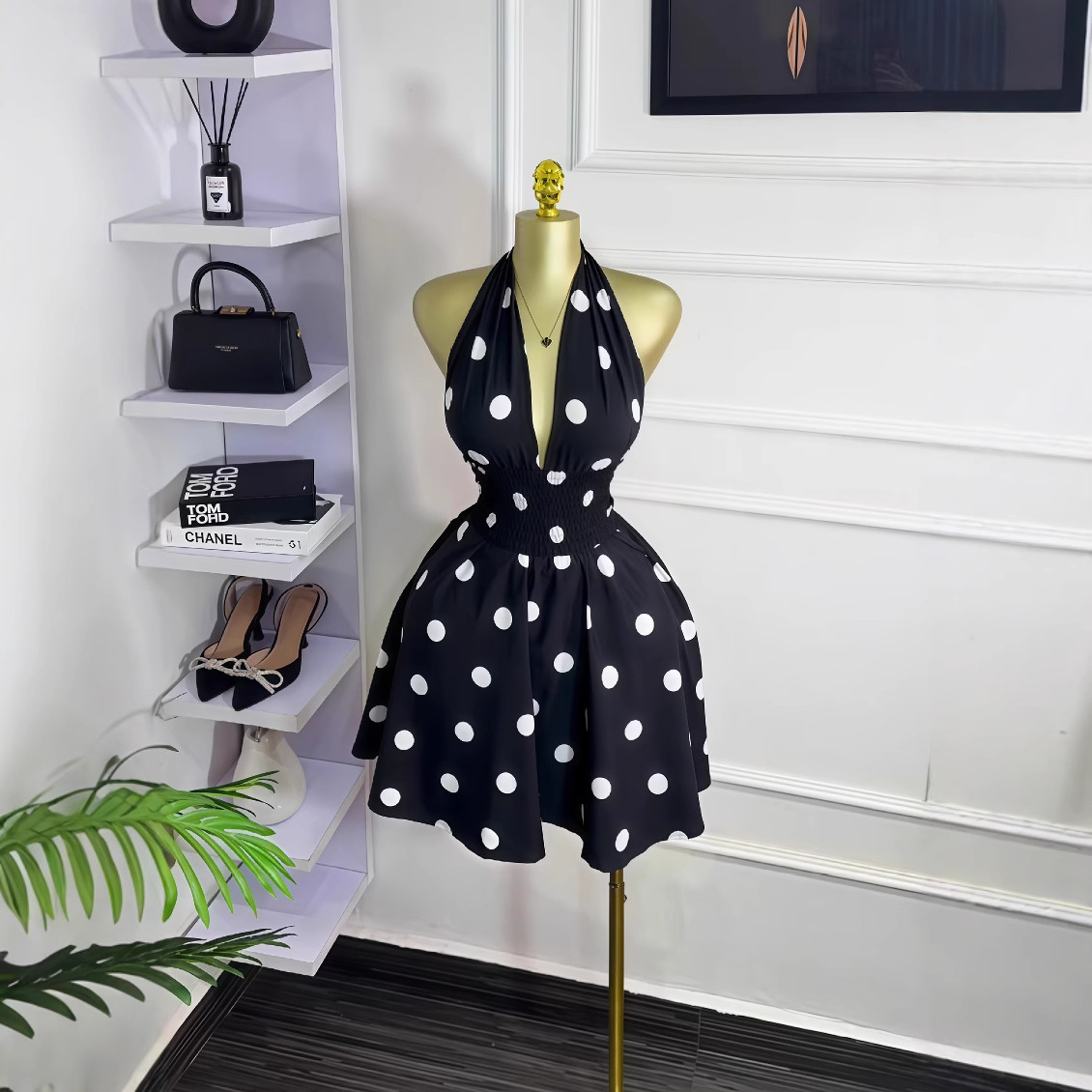 European and American cross-border women's clothing 2025 summer new style polka dot sleeveless V-neck strap backless waist cinching short dress