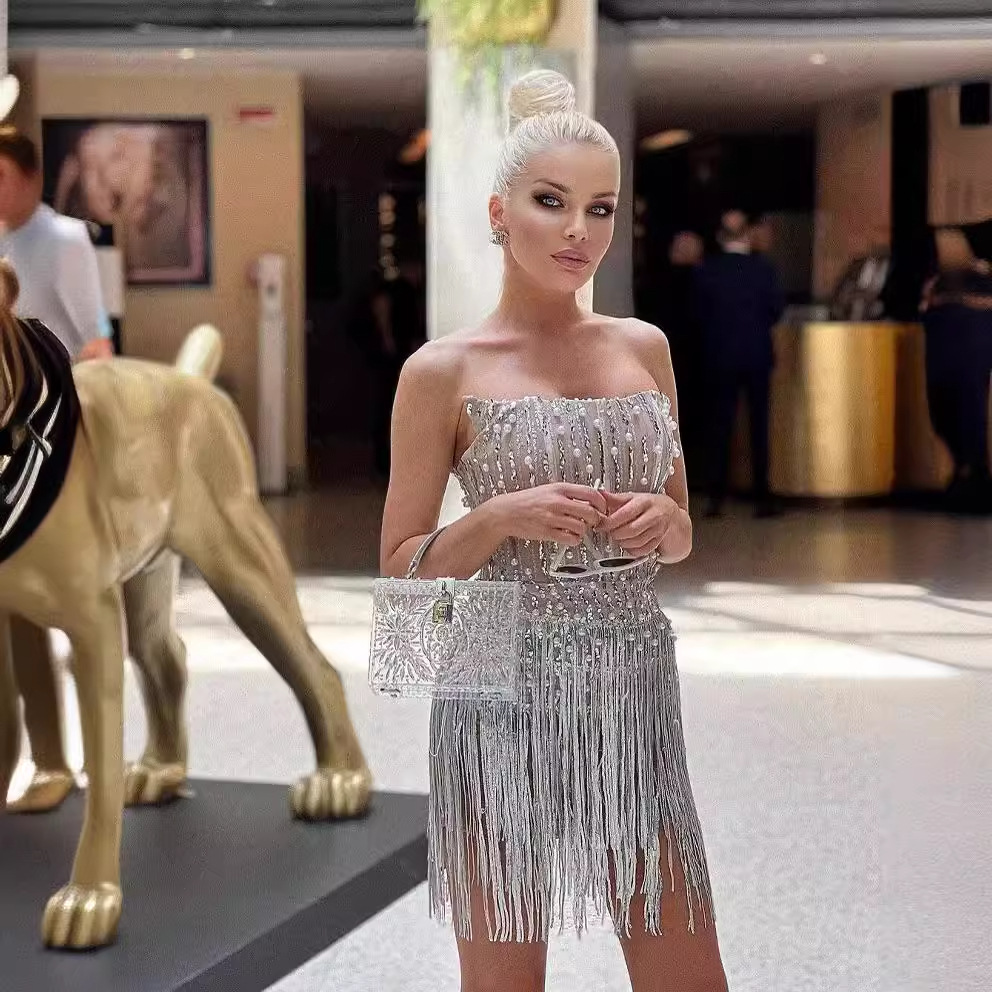 Heavy Industry Exquisite Nail Bead Sparkling Silver sequin tassel Sexy strapless Dress for socialites, parties and dinners