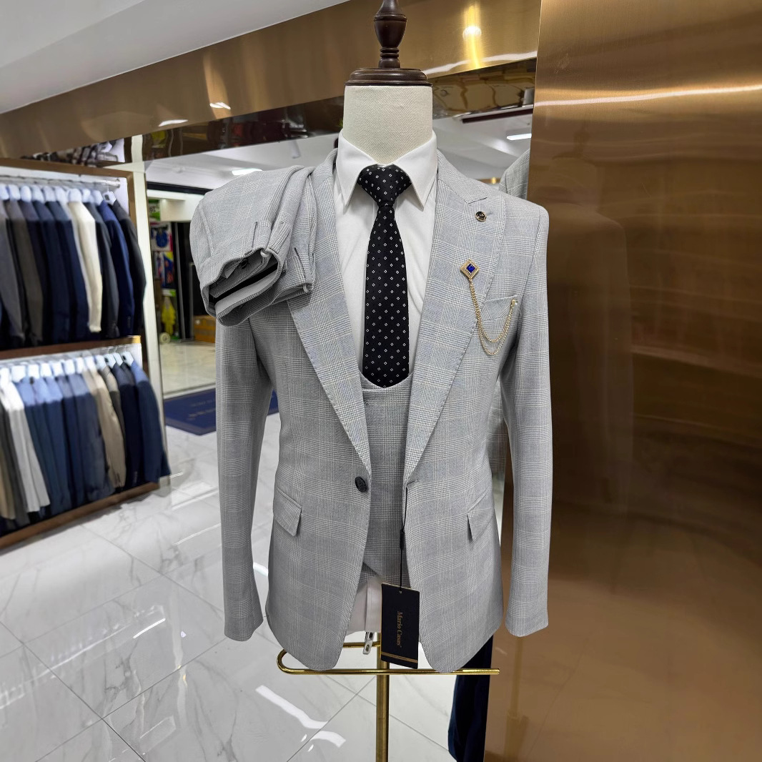 2025 Man suit cross-border foreign trade men's suit wedding casual hosting plaid suit 3-piece set
