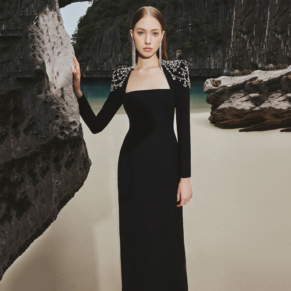 New fashionable long sleeved dress with diamond bandage, autumn European and American slim fit dress, annual meeting, evening dress, banquet