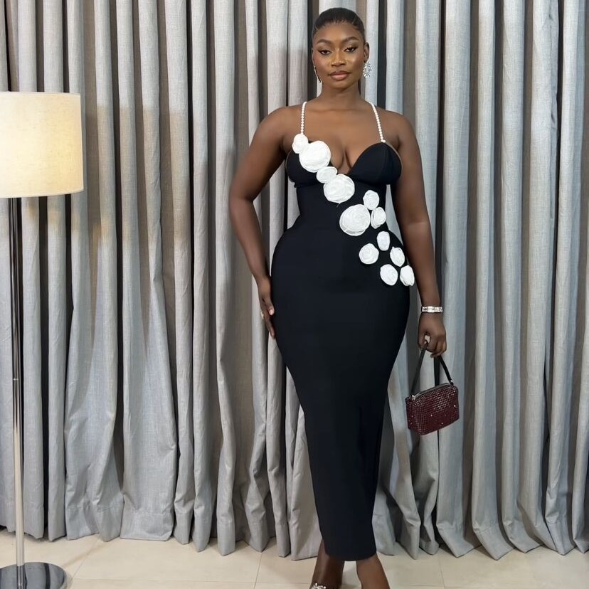 2024 Spring/Summer New Pearl Strap Bandage Dress Looks Thin, Flower Sexy, Long, and Small niche Women's Dress