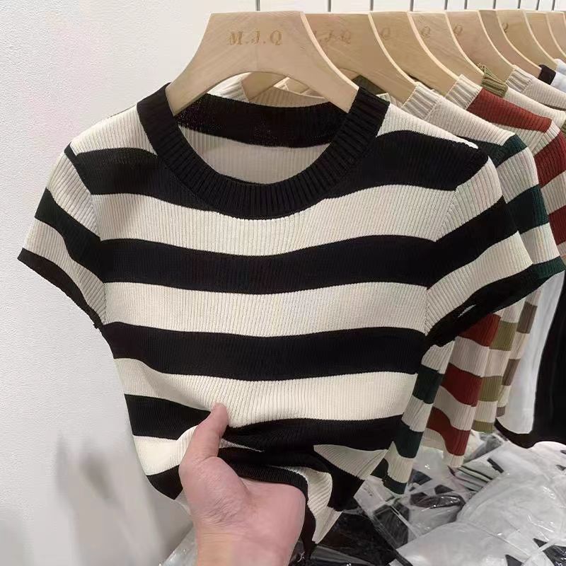 European ice silk striped contrasting knitted sweater for women's short sleeved summer 2024 new elastic slim fit and slimming base top