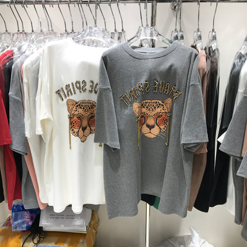 Short sleeved t-shirt women's loose plus size 2022 summer European station tiger head print round neck women's versatile top trendy