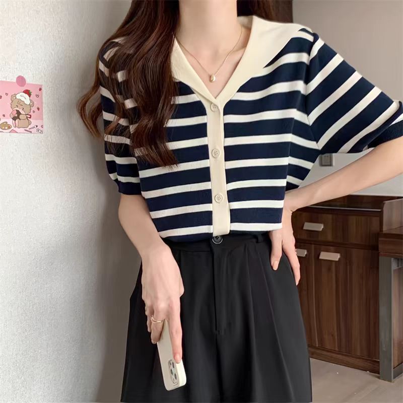 Design sense, navy collar, striped short sleeved top, women's small fragrance style, age reducing, loose fit, slimming, ice silk knit shirt trend