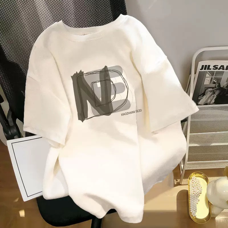 2024 new white shoulder short sleeved T-shirt for women in summer, loose and lazy style, chic and casual versatile top, trendy