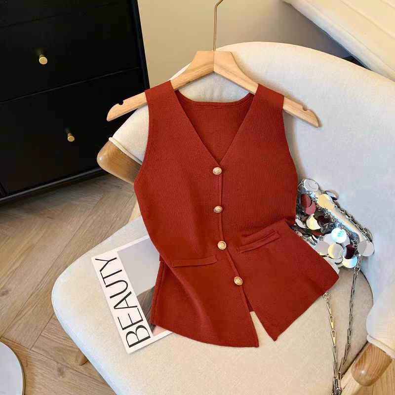 Korean chic retro fashion sleeveless V-neck vest with women's minimalist design, slim fit and stylish top