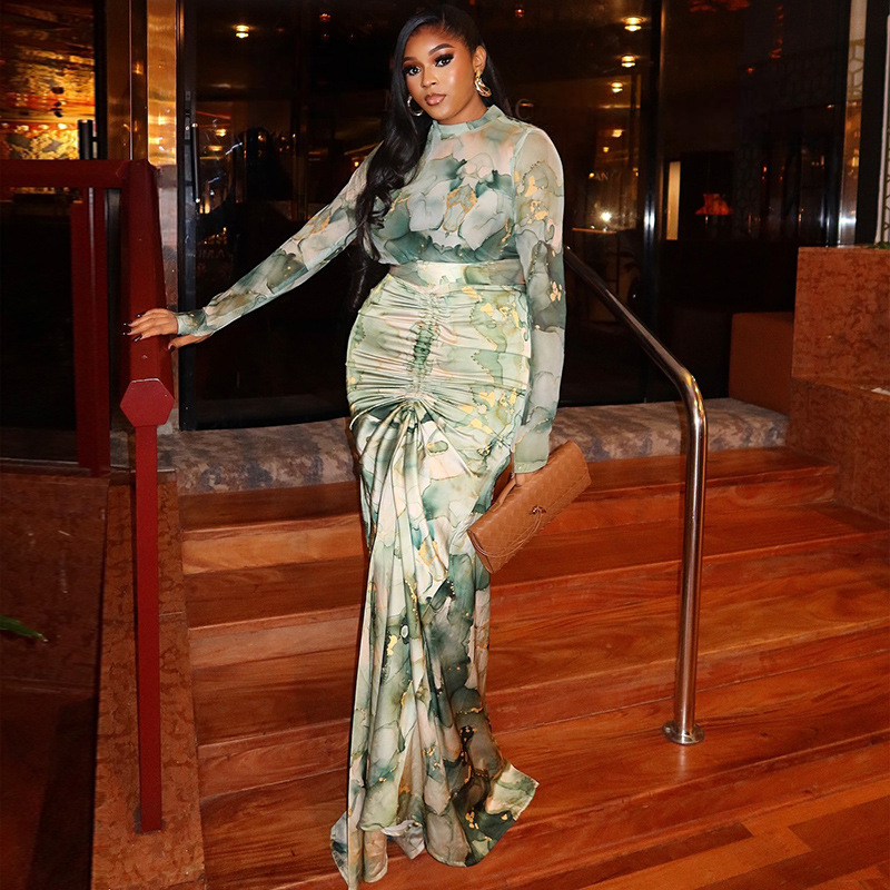 Cross border printed waist wrapped slim fit dress set with European and American style, pleated long skirt, high neck trendy two-piece set for casual commuting women's clothing