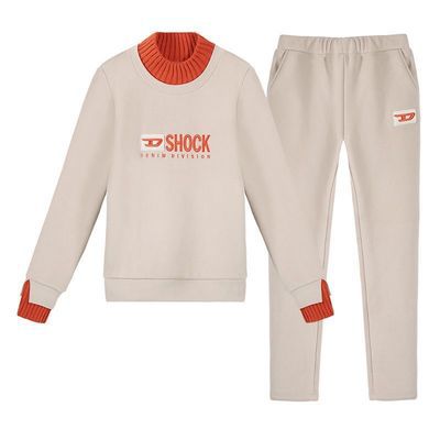 Winter sports suit women's plush thick hoodie set for autumn and winter 2023 new fashionable and stylish casual two-piece set Winter sports suit women's plush thick hoodie set for autumn and winter 2023 new fashionable and stylish casual two-piece set