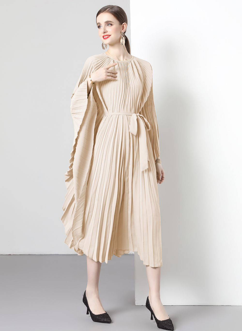 Miyake pleated original quality bat sleeve 5.5-meter oversized skirt accordion pleated dress Miyake pleated original quality bat sleeve 5.5-meter oversized skirt accordion pleated dress