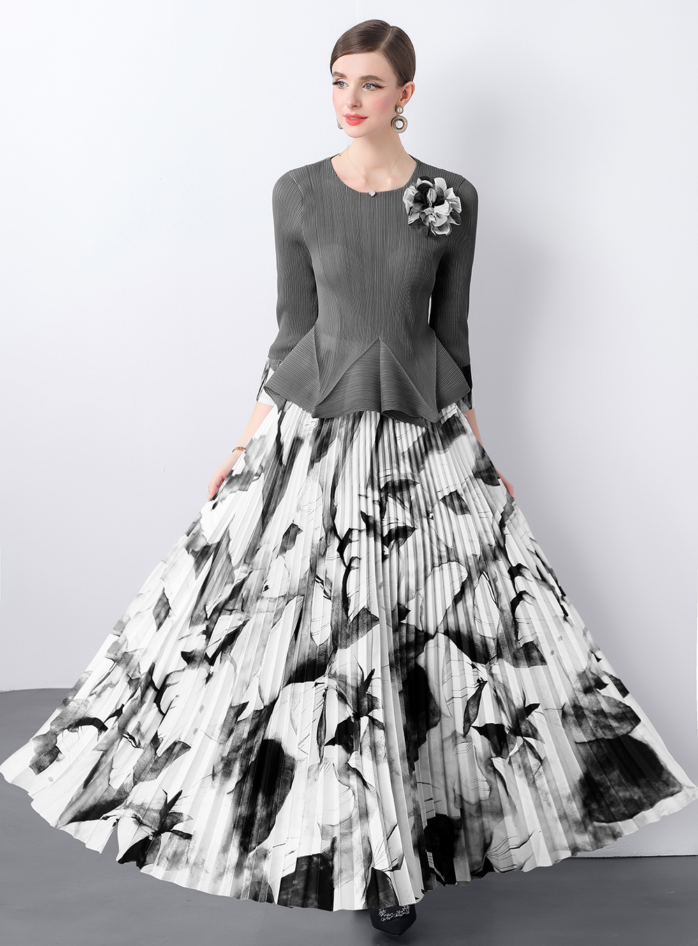 Factory direct sales of Miyake wrinkles in 8 colors to choose from Factory direct sales of Miyake wrinkles in 8 colors to choose from