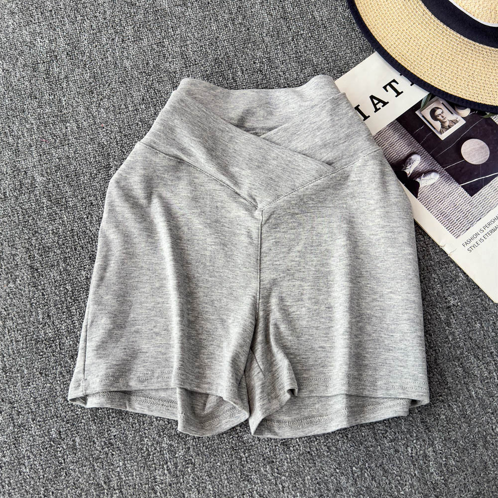 Spicy girl style V-waist slim fit brown high waisted shorts for women in spring and summer, fashionable and versatile, casual and trendy, slimming and hip hugging pants Spicy girl style V-waist slim fit brown high waisted shorts for women in spring and summer, fashionable and versatile, casual and trendy, slimming and hip hugging pants