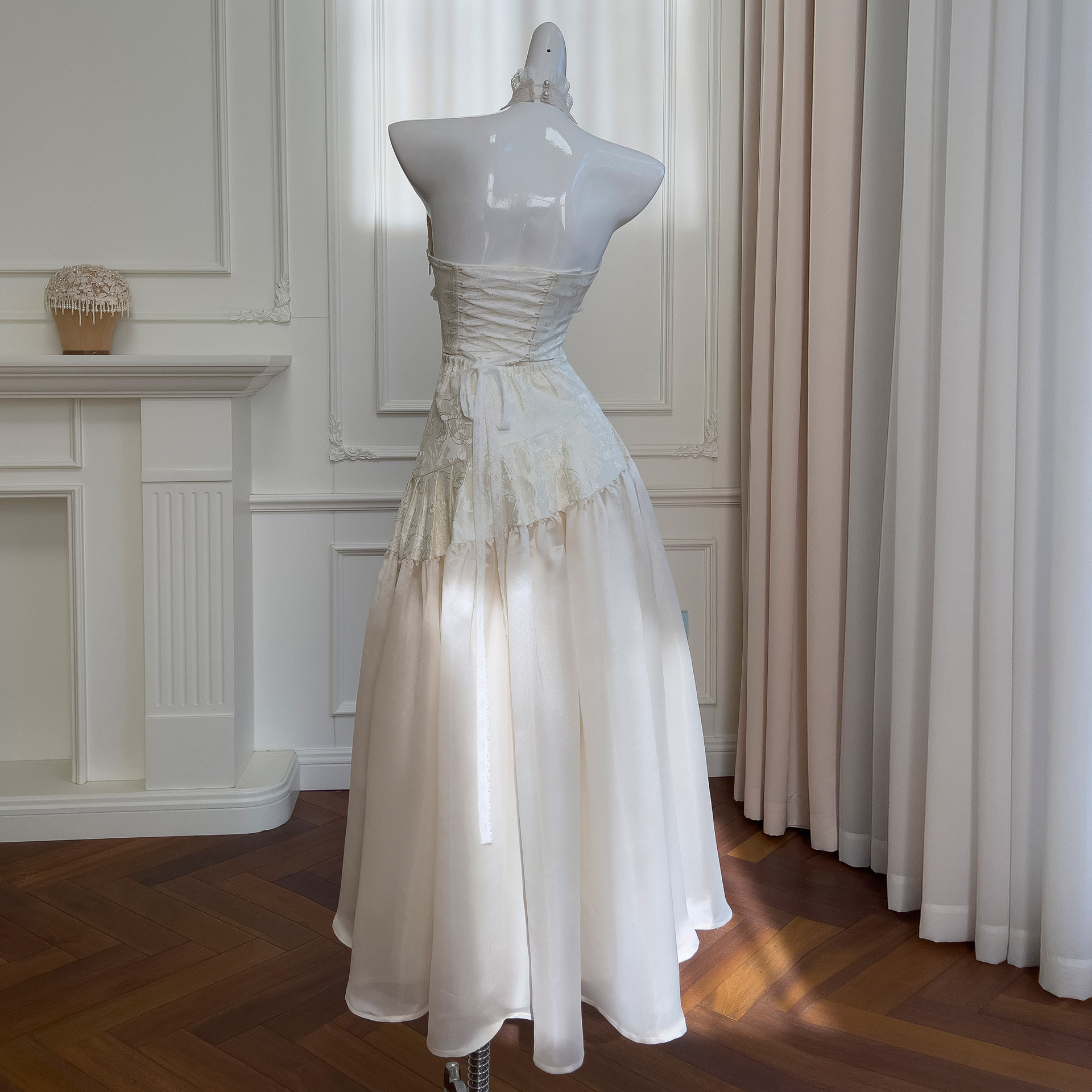 French socialite apricot toned waist cinching slimming mid length style elegant women's temperament hanging neck backless dress 68956 French socialite apricot toned waist cinching slimming mid length style elegant women's temperament hanging neck backless dress 68956