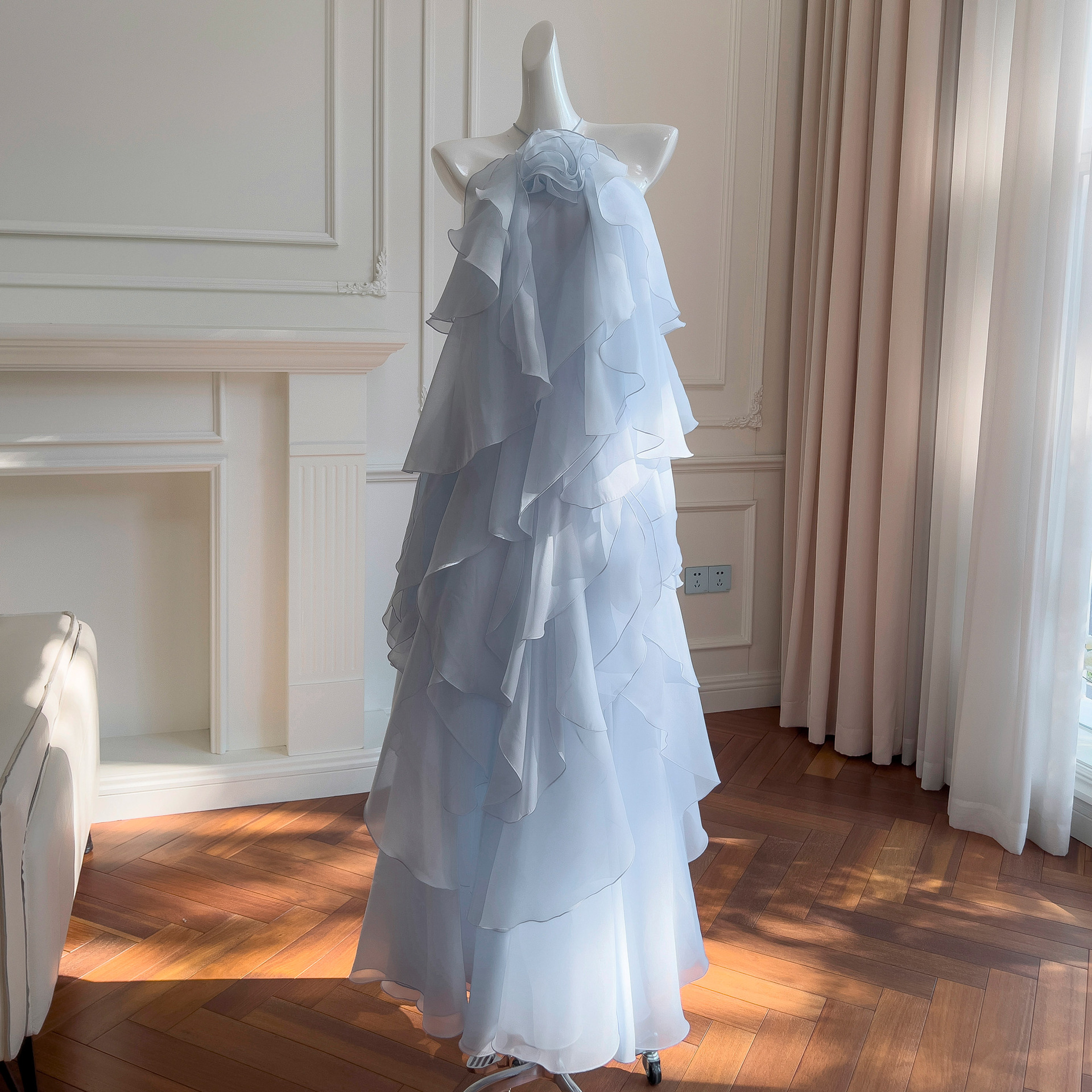 Elegant blue dress with camisole and neck hanging, elegant temperament and socialite. Long cake skirt with ruffled edges. Age reducing dress 69320 Elegant blue dress with camisole and neck hanging, elegant temperament and socialite. Long cake skirt with ruffled edges. Age reducing dress 69320