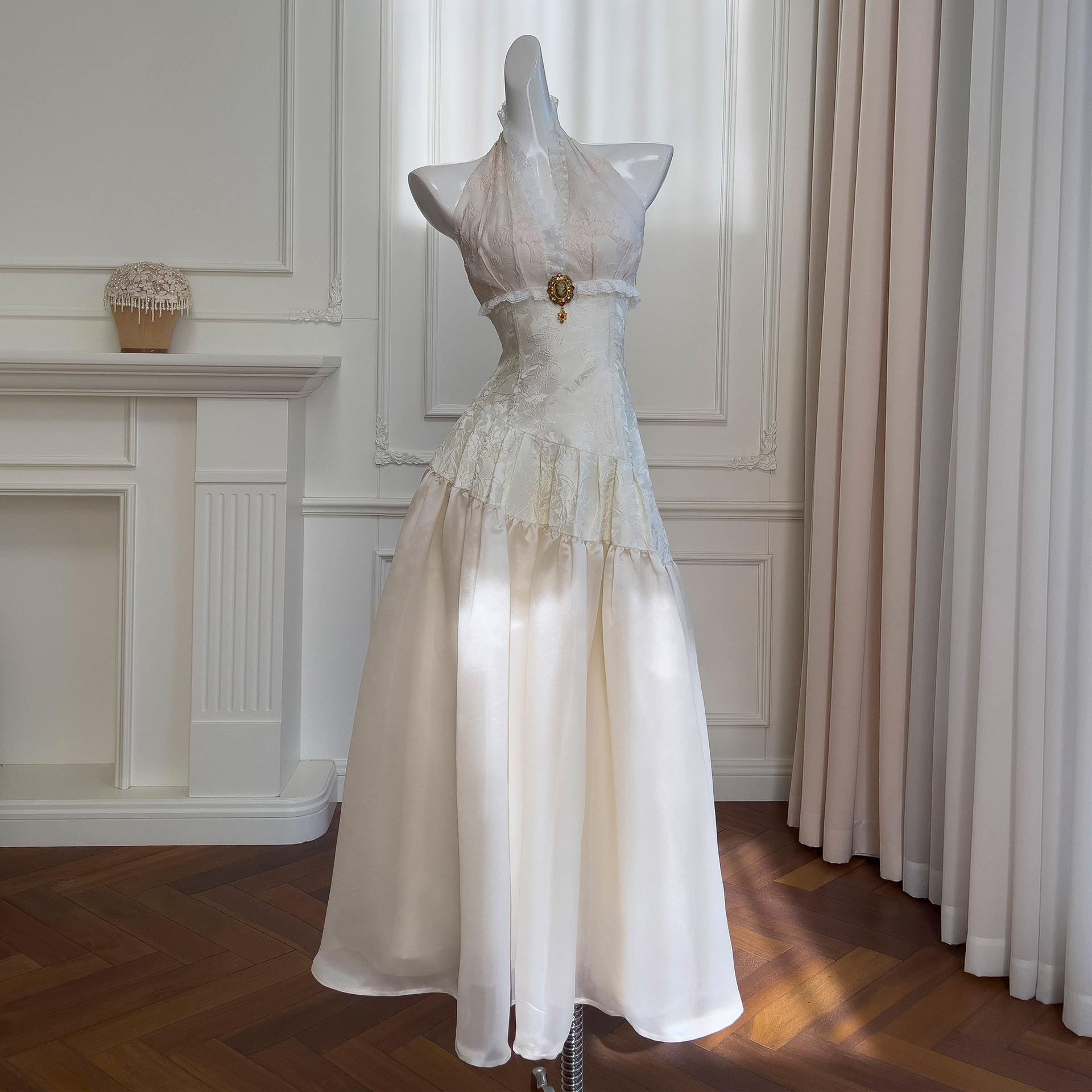 French socialite apricot toned waist cinching slimming mid length style elegant women's temperament hanging neck backless dress 68956