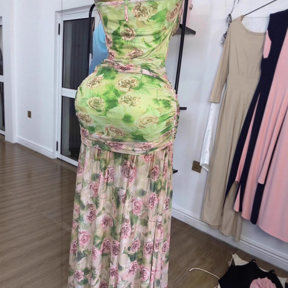 Spot 2025 Summer Cross border Women's Wear with European and American Strapless, Sleeveless Printed, Slimming, Folding, and Irregular Split Dresses Spot 2025 Summer Cross border Women's Wear with European and American Strapless, Sleeveless Printed, Slimming, Folding, and Irregular Split Dresses